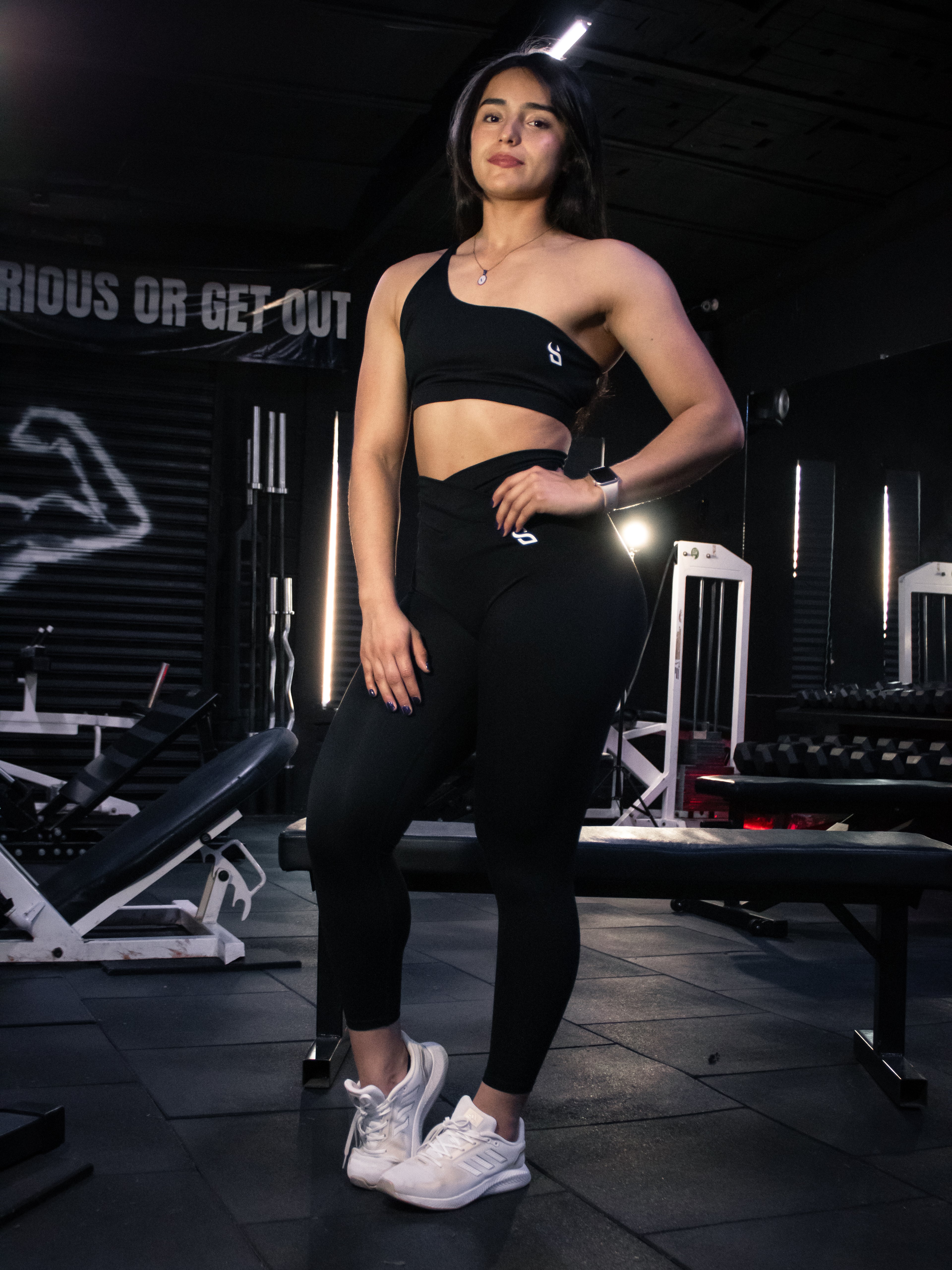 Top 1 tirante & Leggins (negro)